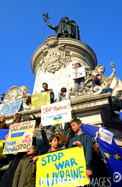 Rassemblement pour la paix et en soutien au peuple ukrainien