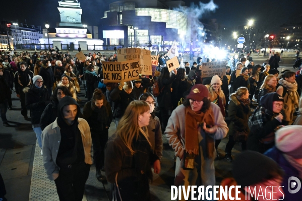 Marche de nuit féministe à Paris, pour les droits des femmes. la Journée internationale des droits des femmes, le 8 Mars 2022. International women sday in Paris.