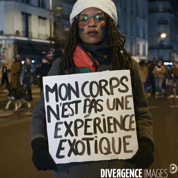 Marche de nuit féministe à Paris, pour les droits des femmes. la Journée internationale des droits des femmes, le 8 Mars 2022. International women sday in Paris.