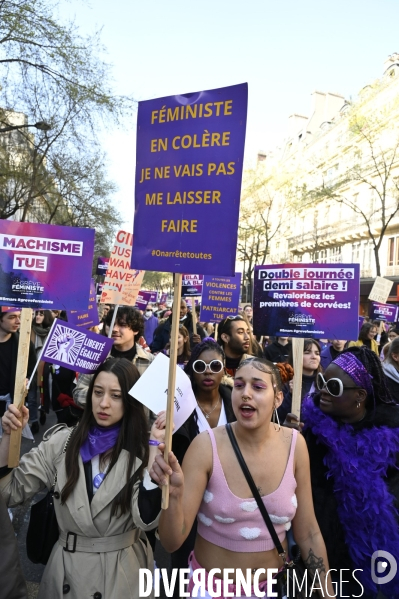 Manifestation pour La Journée internationale des droits des femmes, le 8 Mars 2022. International women sday in Paris.