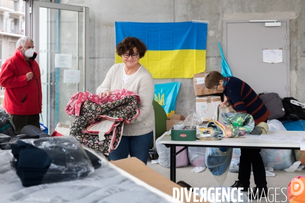 Collecte d aide humanitaire pour l Ukraine
