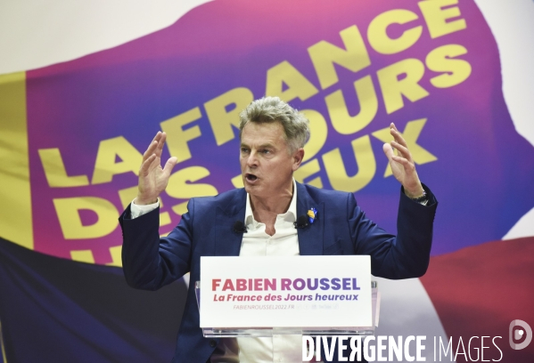 Meeting du candidat Fabien ROUSSEL (PCF) au cirque d hivers de Pais. Présidentielles 2022. Meeting of Fabien Roussel