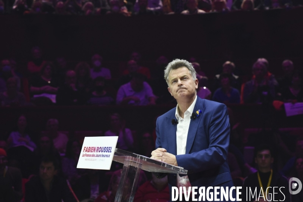 Meeting du candidat Fabien ROUSSEL (PCF) au cirque d hivers de Pais. Présidentielles 2022. Meeting of Fabien Roussel