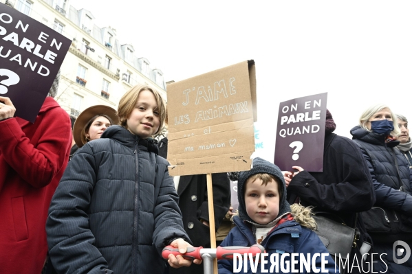 Marche pour le climat 2022 LOOK UP, le 12 mars à Paris. Walk for the climate.