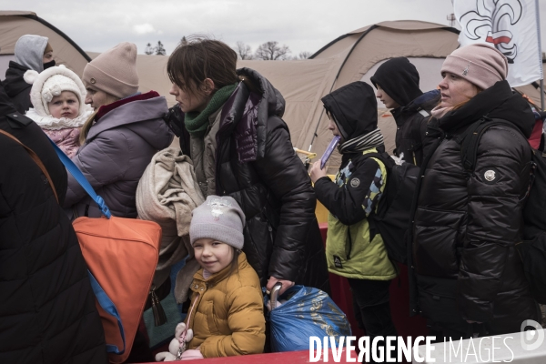 Convoi humanitaire à la frontière Ukrainienne.