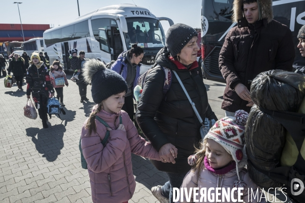 Convoi humanitaire à la frontière Ukrainienne.