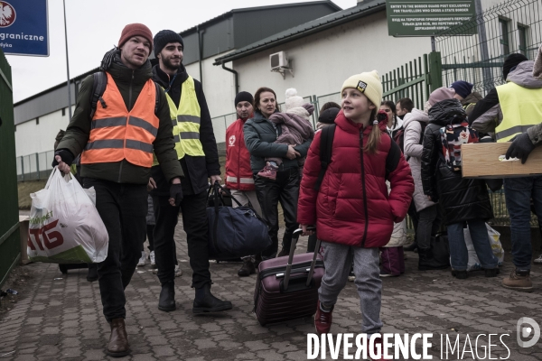 Convoi humanitaire à la frontière Ukrainienne.