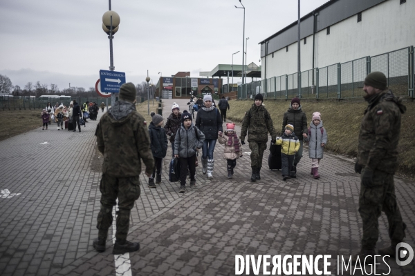 Convoi humanitaire à la frontière Ukrainienne.