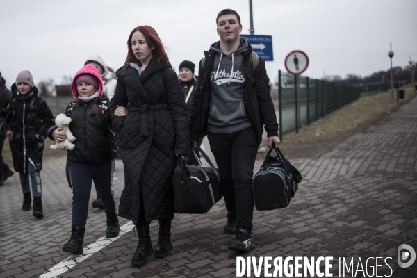 Convoi humanitaire à la frontière Ukrainienne.