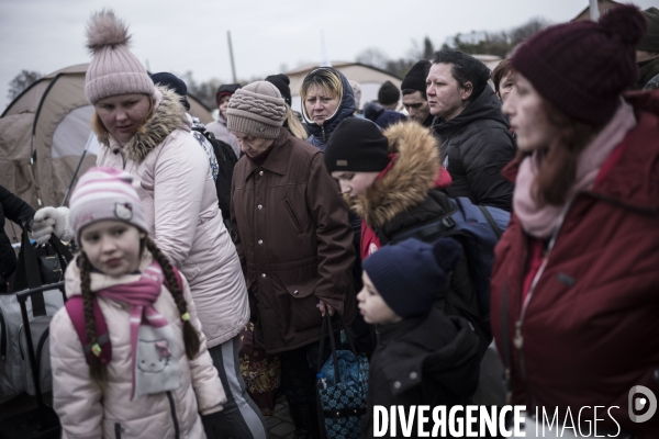 Convoi humanitaire à la frontière Ukrainienne.