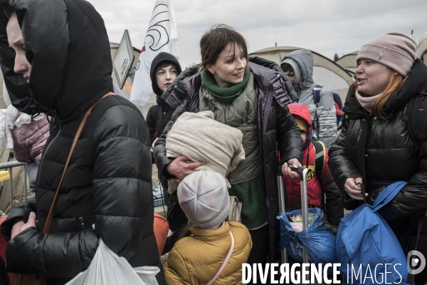 Convoi humanitaire à la frontière Ukrainienne.