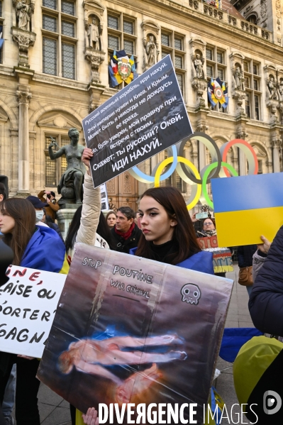 Guerre en UKRAINE. Rassemblement à Paris contre l invasion RUSSE en UKRAINE. Le 17.03.2022. Conflict in Ukraine. People protest against Russia s military invasion of Ukraine.