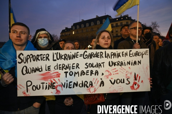 Guerre en UKRAINE. Rassemblement à Paris contre l invasion RUSSE en UKRAINE. Le 17.03.2022. Conflict in Ukraine. People protest against Russia s military invasion of Ukraine.