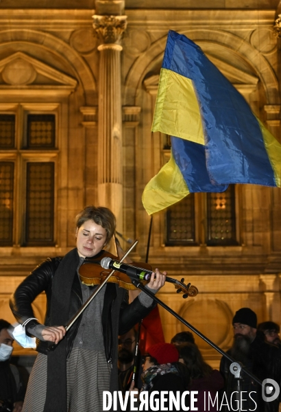 Guerre en UKRAINE. Rassemblement à Paris contre l invasion RUSSE en UKRAINE. Le 17.03.2022. Conflict in Ukraine. People protest against Russia s military invasion of Ukraine.