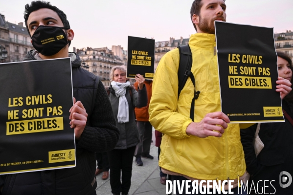 Guerre en UKRAINE. Rassemblement à Paris contre l invasion RUSSE en UKRAINE. Le 17.03.2022. Conflict in Ukraine. People protest against Russia s military invasion of Ukraine.