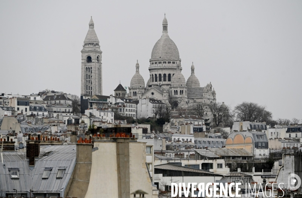 Les toits de paris avec le Sacré Coeur