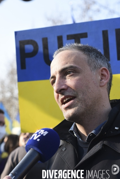 Guerre en UKRAINE. Rassemblement à Paris contre l invasion RUSSE en UKRAINE. Le 19.03.2022. Conflict in Ukraine. People protest against Russia s military invasion of Ukraine.