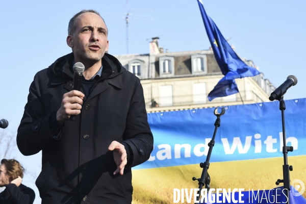 Guerre en UKRAINE. Rassemblement à Paris contre l invasion RUSSE en UKRAINE. Le 19.03.2022. Conflict in Ukraine. People protest against Russia s military invasion of Ukraine.