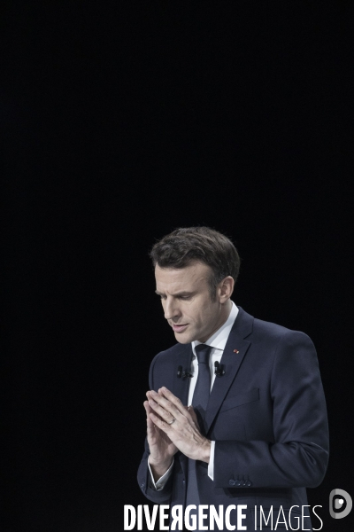 Emmanuel Macron présente son projet présidentiel