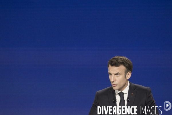 Emmanuel Macron présente son projet présidentiel