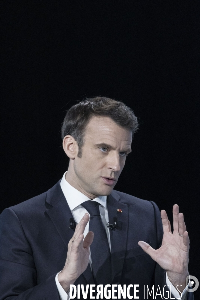 Emmanuel Macron présente son projet présidentiel