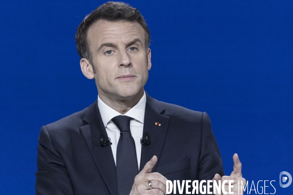 Emmanuel Macron présente son projet présidentiel