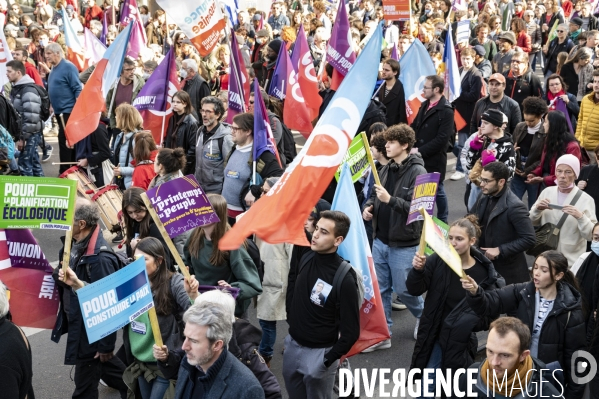 L Union Populaire marche sur la République