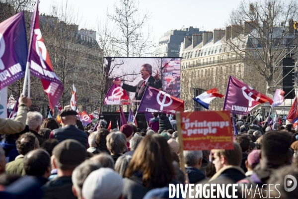 L Union Populaire marche sur la République