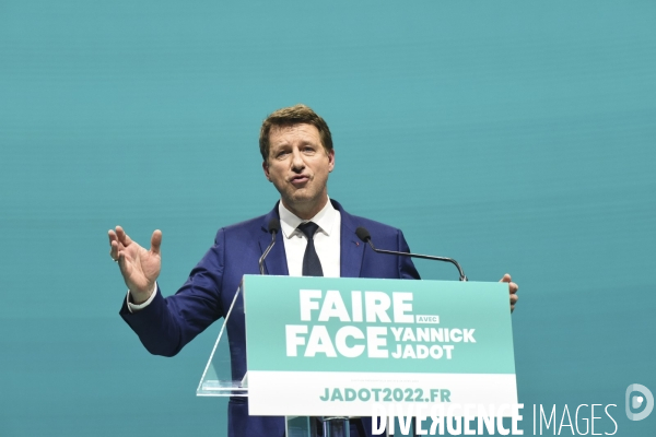 Yannick JADOT en meeting au Zenith de Paris   Changeons ! Le meeting des possibles  .