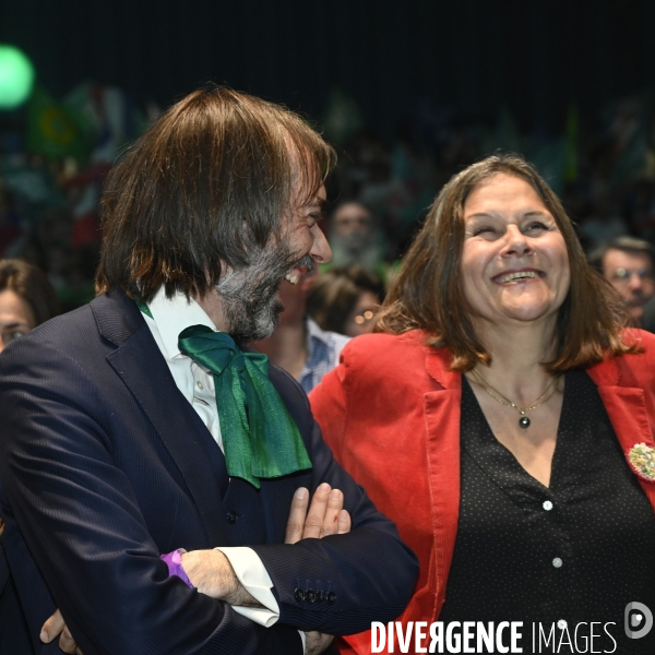 Yannick JADOT en meeting au Zenith de Paris   Changeons ! Le meeting des possibles  .