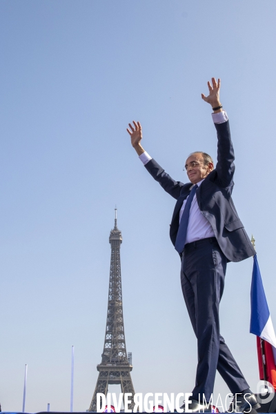 Meeting d Eric ZEMMOUR au Trocadéro à Paris