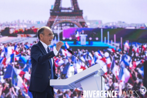 Meeting d Eric ZEMMOUR au Trocadéro à Paris