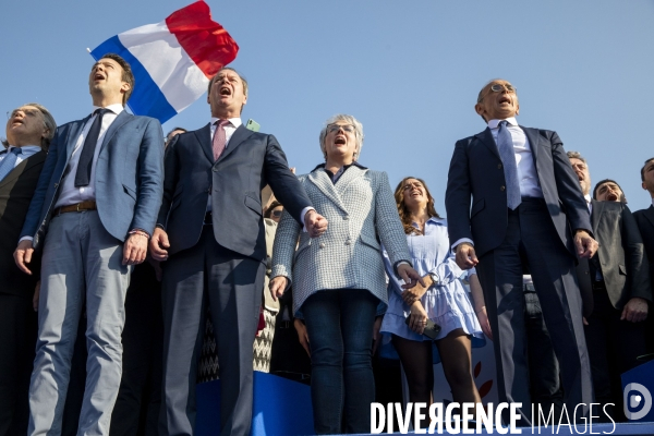 Meeting d Eric ZEMMOUR au Trocadéro à Paris