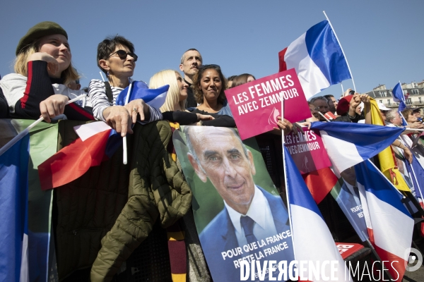 Meeting d Eric ZEMMOUR au Trocadéro à Paris