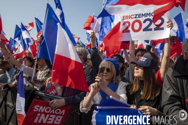 Meeting d Eric ZEMMOUR au Trocadéro à Paris