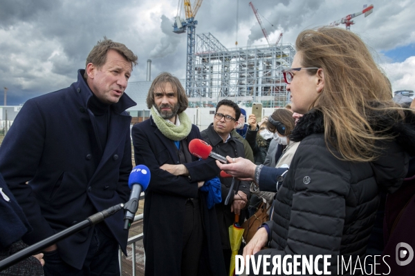 Yannick JADOT en déplacement sur le thème de la pollution de l air