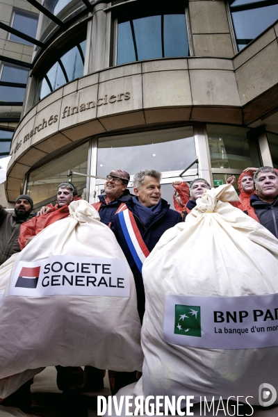 Action Poisson d avril du PCF contre l evasion fiscale