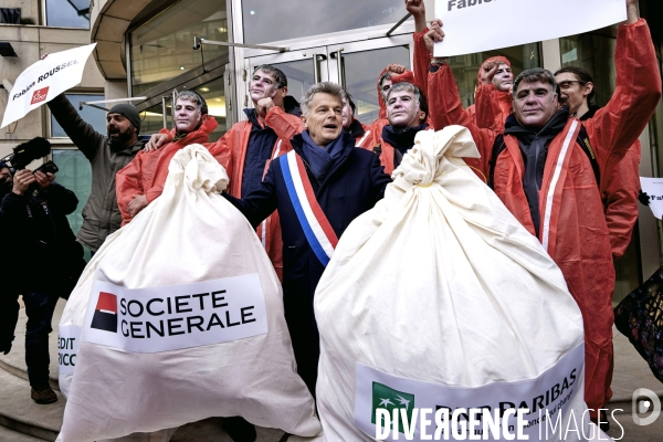 Action Poisson d avril du PCF contre l evasion fiscale