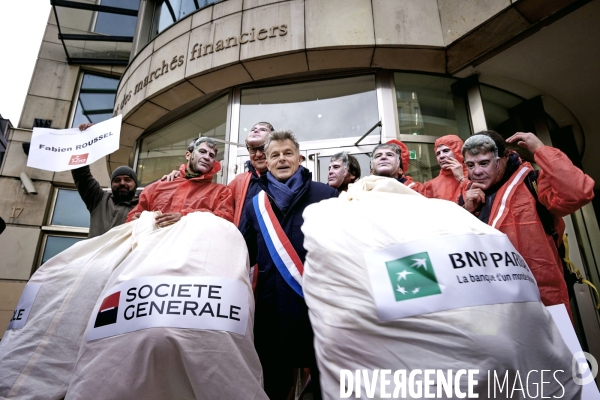 Action Poisson d avril du PCF contre l evasion fiscale