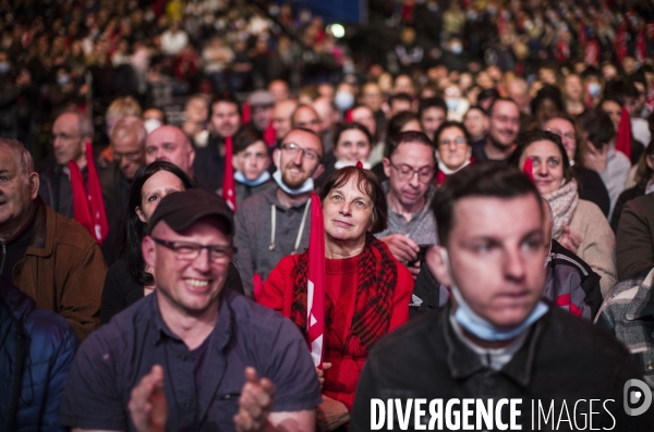 Meeting de la candidate nathalie arthaud, au zenith.