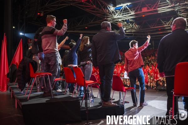 Meeting de la candidate nathalie arthaud, au zenith.