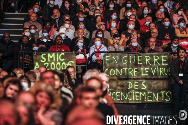 Meeting de la candidate nathalie arthaud, au zenith.