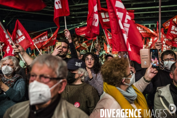 Meeting de la candidate nathalie arthaud, au zenith.