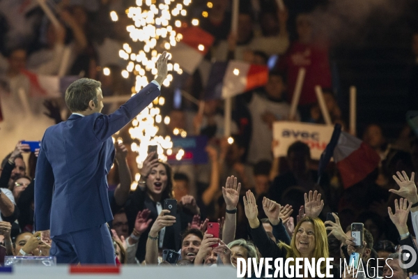 Meeting d Emmanuel MACRON à Paris La Défense Arena