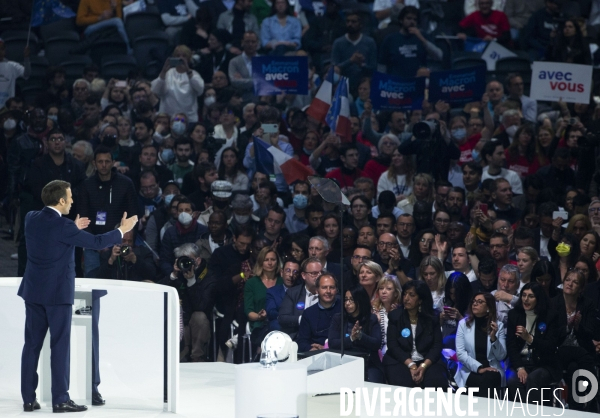 Meeting d Emmanuel MACRON à Paris La Défense Arena