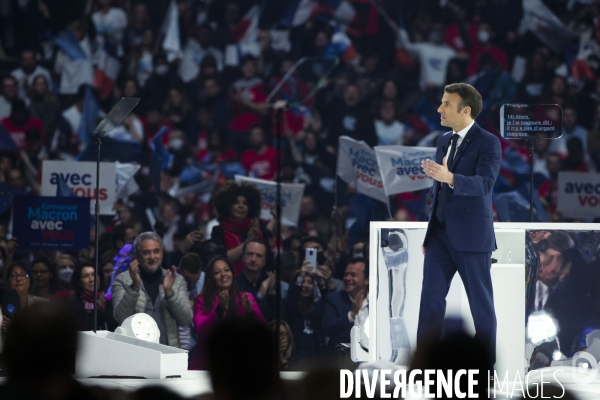 Meeting d Emmanuel MACRON à Paris La Défense Arena