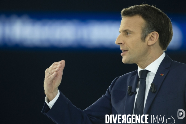 Meeting d Emmanuel MACRON à Paris La Défense Arena