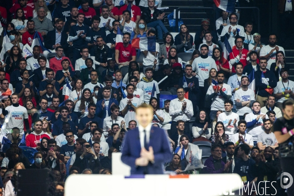 Meeting d Emmanuel MACRON à Paris La Défense Arena