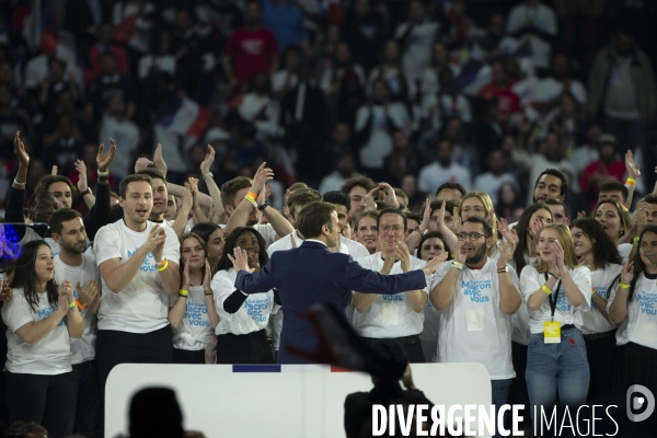 Meeting d Emmanuel MACRON à Paris La Défense Arena