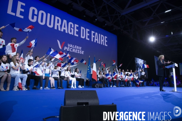 Meeting de Valérie PECRESSE porte de Versailles à Paris.